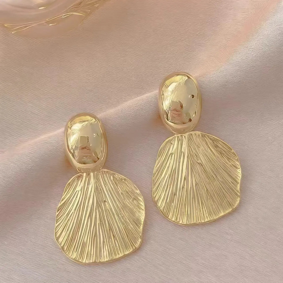Vintage Round Faux Pearl Shell Drop Heart Shape Earrings, 4 Pairs/set, Earring Pack, Earring Stacking Set, French Style Design, Ideal for Everyday & Special Occasions, Versatile Accessory, Exquisite Jewelry Gift, Earring Stacks