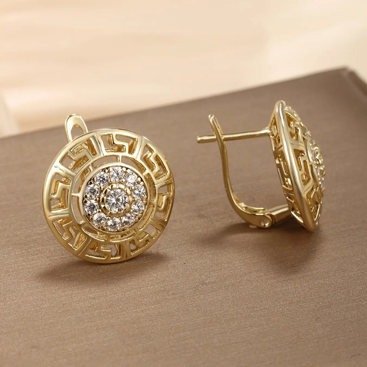 Elegant Vintage Round Zirconia Earrings, Versatile Earrings, Casual Style, Perfect for Holidays & Parties, All Seasons Wear, Casual Trendy Jewelry, Circle Shape Earrings