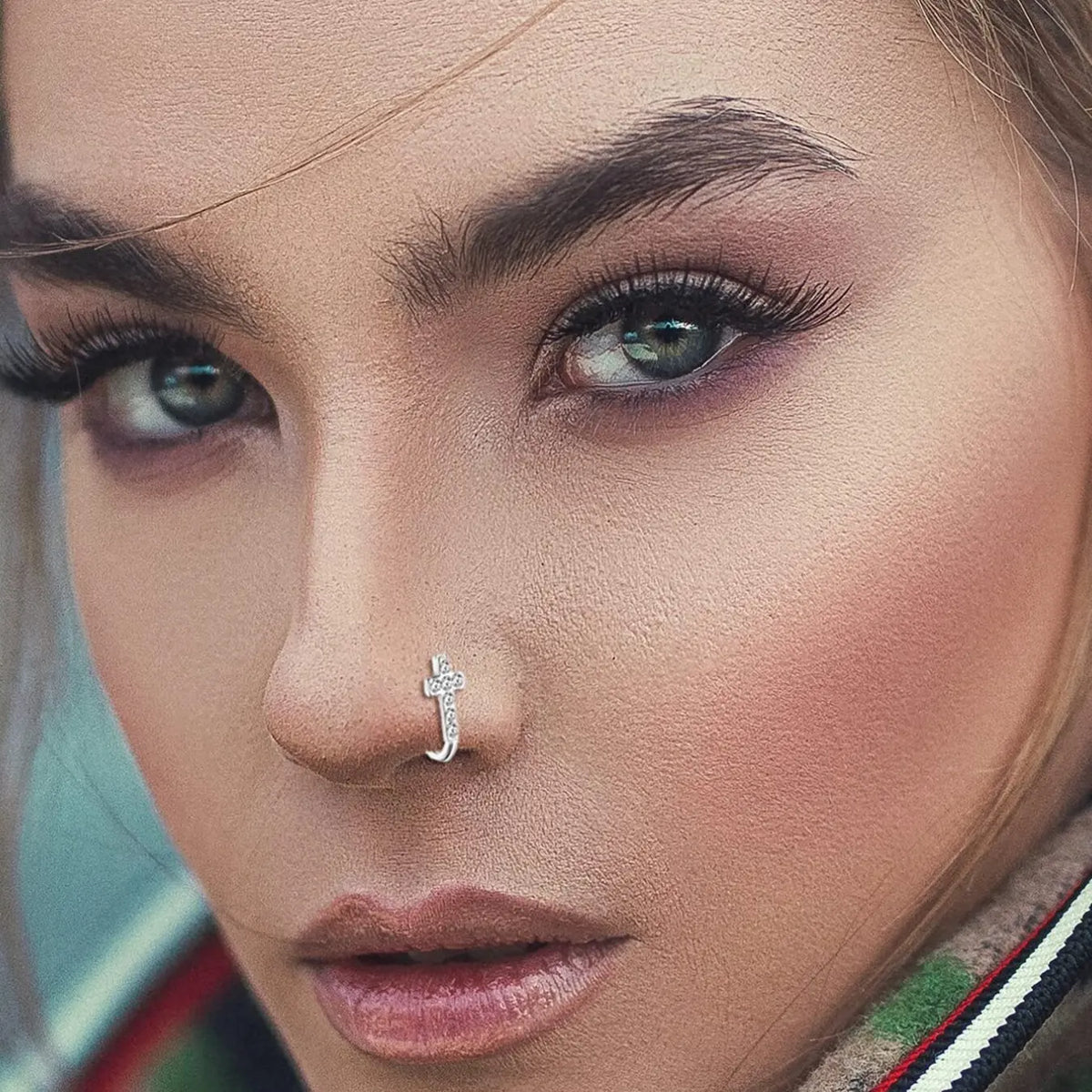 16Pcs African Faux Nose Cuff Non Piercing Inlaid Cubic Zirconia Clip on Nose Ring Star flower Leaf Heart Shape Nose Ring Fake Nose Cuff for Women Silver Gold Rose Gold Ton Nose Jewelry