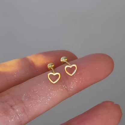 Elegant Heart-Shaped Earrings for Women, Minimalist Design, Perfect for Daily Wear, Office Style, Versatile Jewelry Accessory