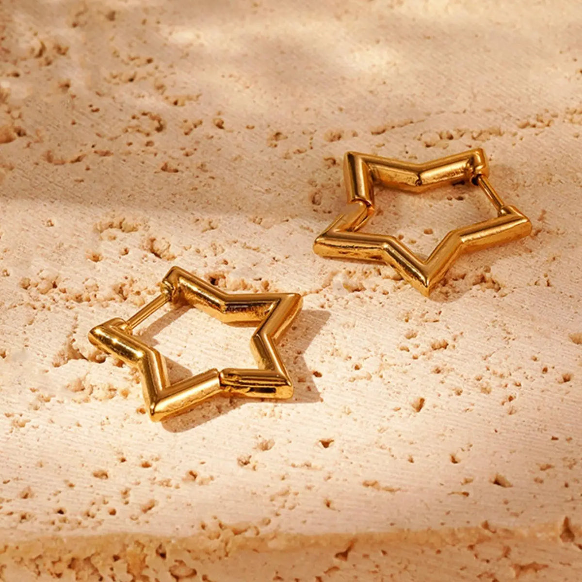 Minimalist Star Earrings for Women, Huggie Earrings, Hoop Earring, Earrings Hoops, Perfect Stainless Steel Jewelry Gift for Dates & Holidays, Jewelry Accessory for Any Occasion