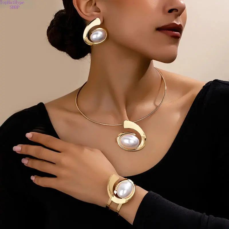 Women’s Fashion Female Alloy Jewelry Set - Irregular Letter E Design, Bling Trendy Artistic Pieces, 1 Choker, 1 Bracelet, Drop Earrings & Stud Earrings Stack Set, Bold Bright Style, Versatile for Casual Wear & Parties
