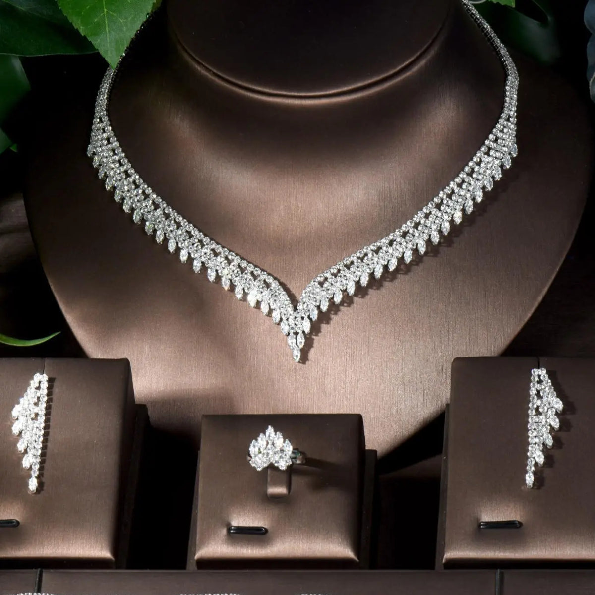 Women's Elegant Rhinestone Decorated Jewelry Set, Exquisite Trendy Necklace & Earrings & Ring & Bracelet, Chic Jewelry Set for Party & Wedding, Fashion Jewelry Set