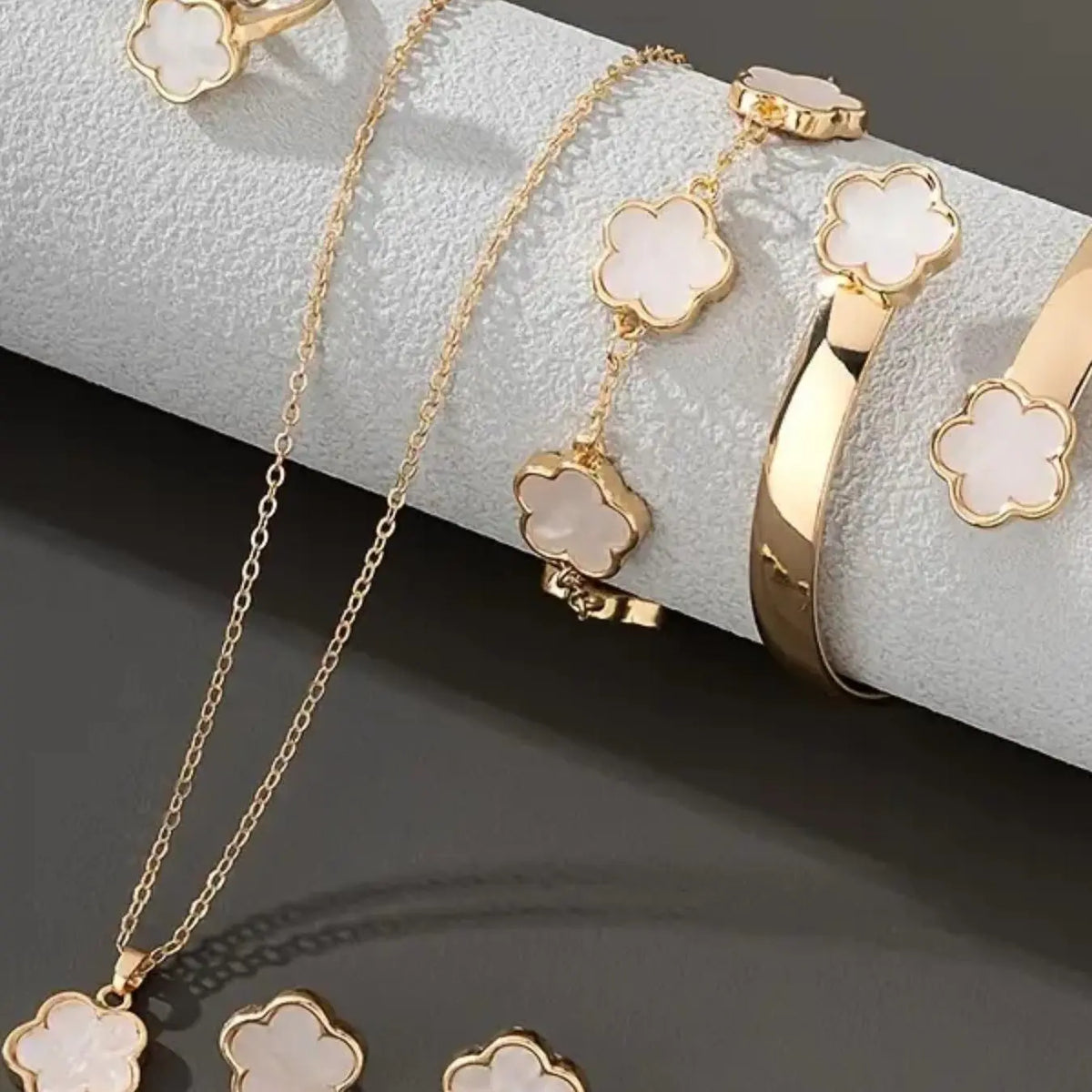 Flower Design Floral Motif Jewelry Set, Accessory Set, Fashionable Jewelry Set, Fashion Necklace & Bracelet & Bangle & Ring & Stud Earrings for Party, Daily Decor, Trendy All-match & Exquisite Jewelry for Birthday Gift