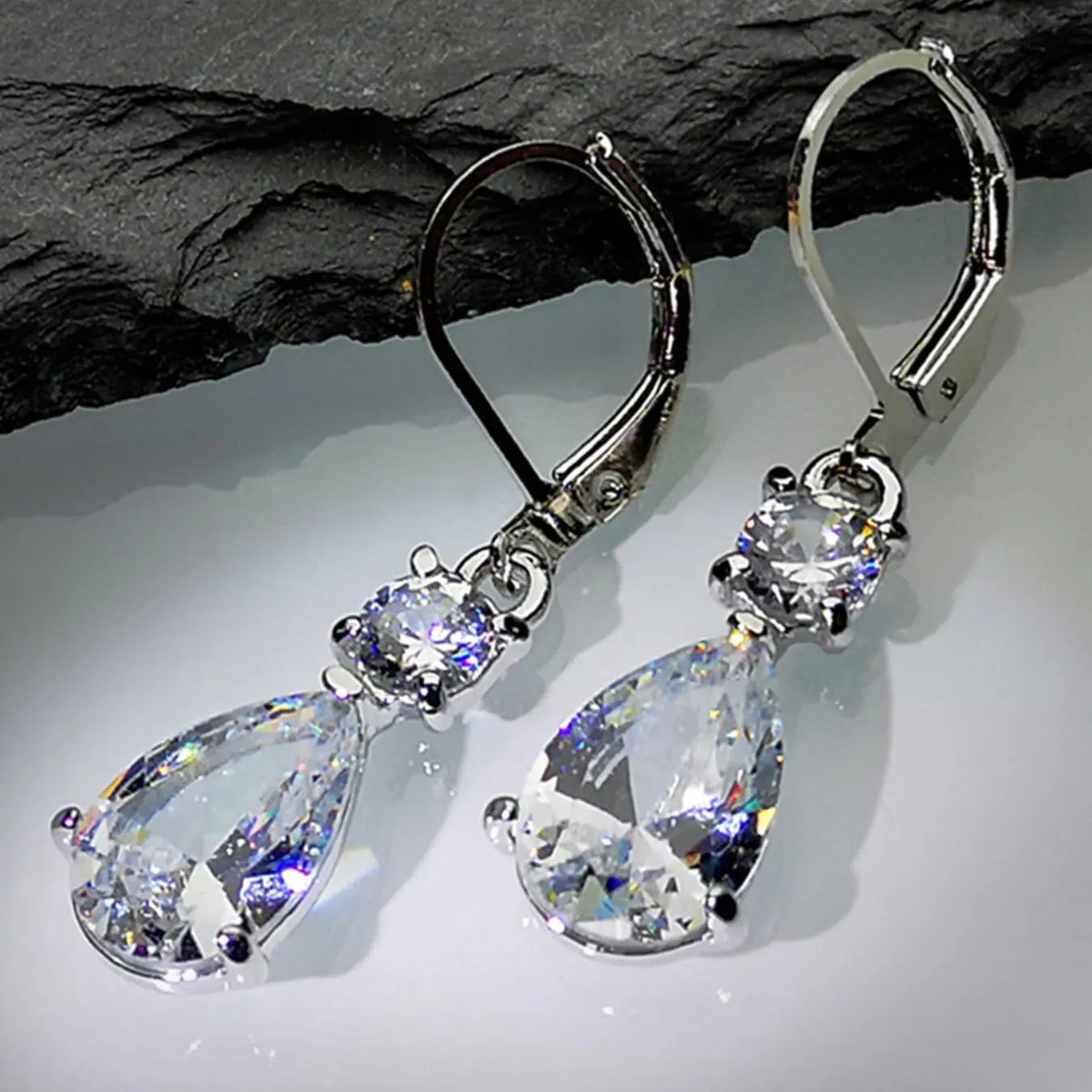 1 Pair Elegant Water Drop Shaped Dangle Earrings, Fashion Artificial Zircon Drop Earrings, Casual Jewelry for Women, Daily Gift Earrings