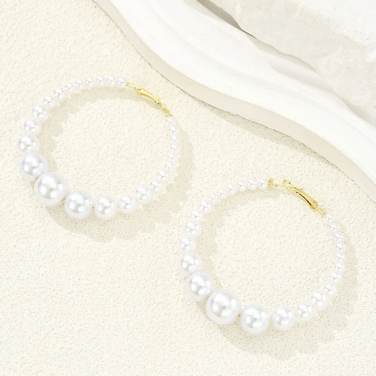 Large Faux Pearl Earrings, French Fashion High-End Style, Stylish Jewelry, Vintage Exaggerated Ear Cuffs, Christmas Valentine's Day Birthday Gift, High Quality Earrings Earcuff