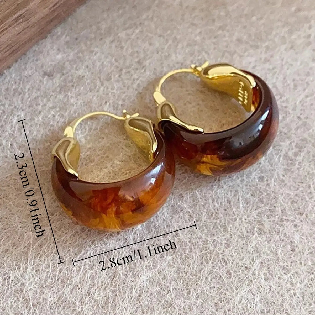 French Vintage Maroon Resin Round Earrings, Circle Shape Earrings, Vintage Statement Earrings, Elegant Lady Party Jewelry, Casual Daily Wear, Unique Design, Perfect Gift, Versatile High Quality Earrings