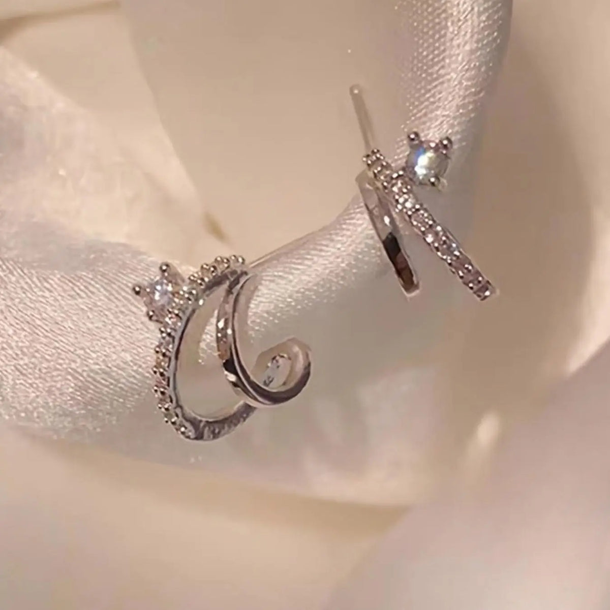 Elegant Cubic Zirconia Decorated C-shaped Earrings for Women, Fashion Jewelry for Party, Daily Clothing Decor, Daily Wear Earrings, Trendy All-match & Exquisite Jewelry for Birthday Gift, Copper Construction Earrings, Fashionable Earrings