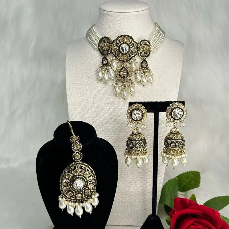 Pakistani Style Pearls Choker Necklace with Jhumka and Tikka Jewelry Set, Elegant Design for Women