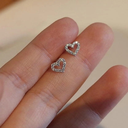 Heart Shaped Hypoallergenic Stud Earrings, Ear Studs, Cute Stainless Steel Cartilage Earrings for Women and Girls, Fashion Jewelry for Party Daily Wear, Ideal Birthday Gift