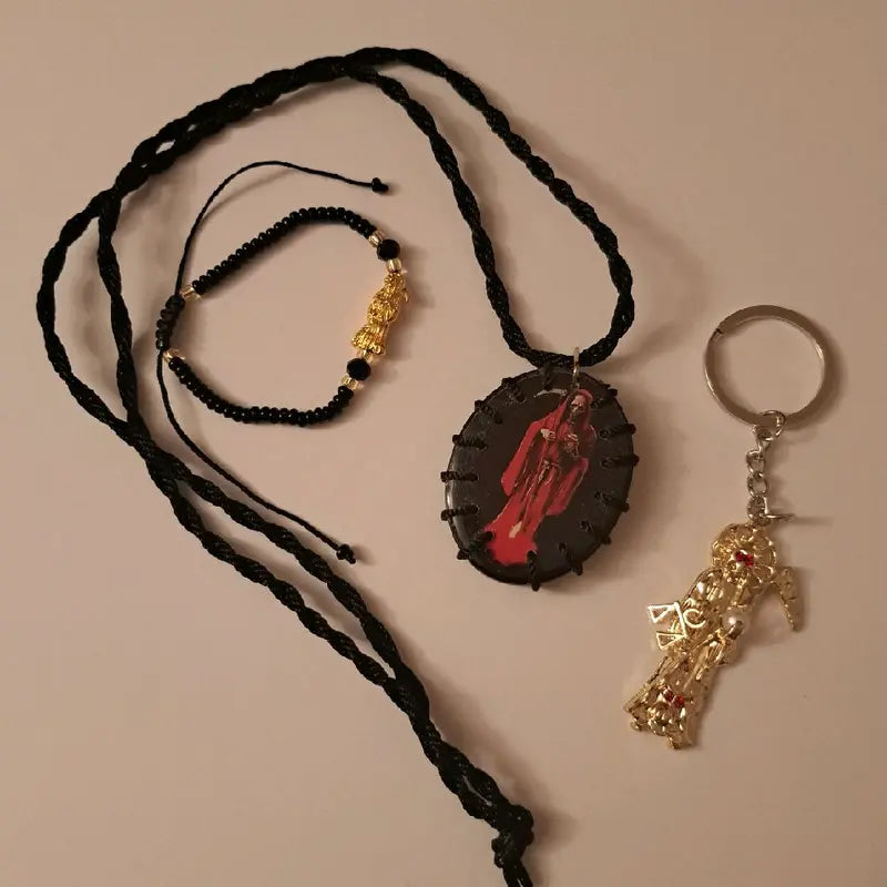 Unisex Santa Muerte 3-Piece Elegant Matching Jewelry Set - Adjustable Necklace + Bracelet, Keychain, Adults' Accessories, Date Gift for Her, Costume Fashion Accessory